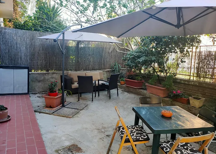 Bibbi's Garden Apartman *